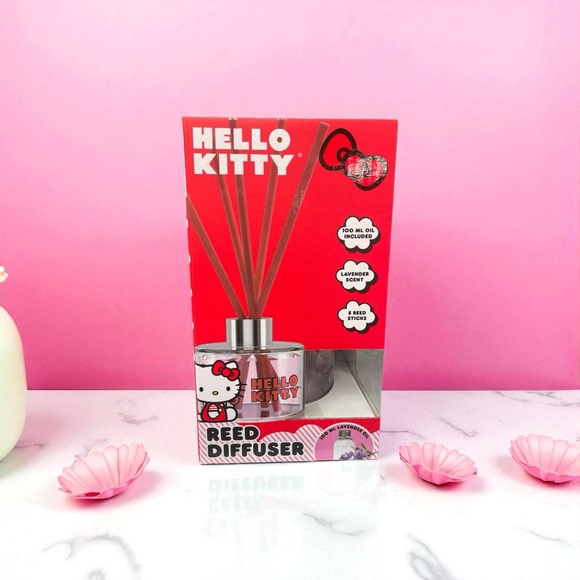 Hello Kitty Red Lavender Reed Diffuser - Picture 2 of 3